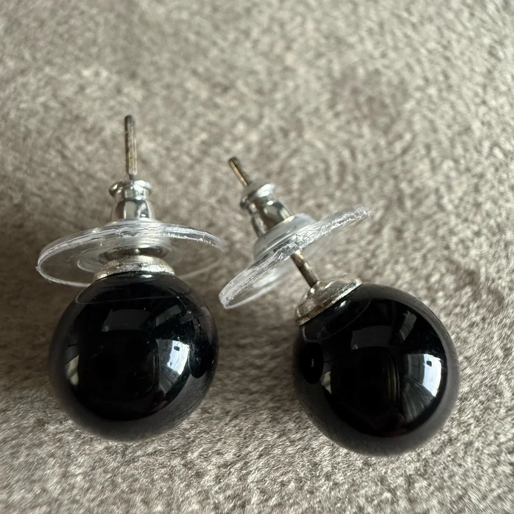 Black Bead Stud Earrings